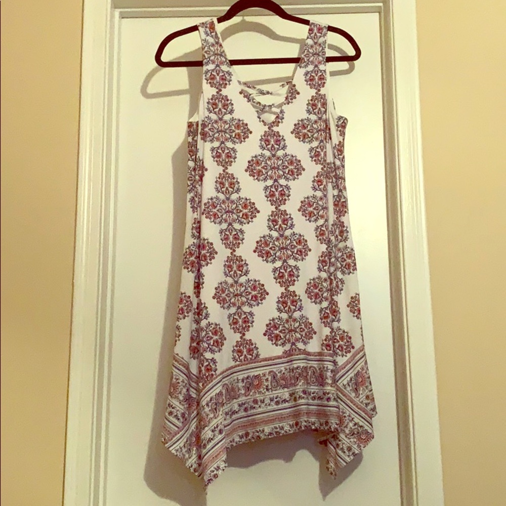 White patterned dress new with tags